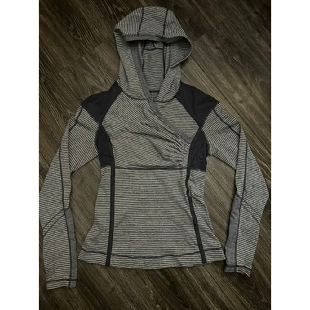LULULEMON Gray Striped Run For Your Life Hoodie Pullover Sz 6